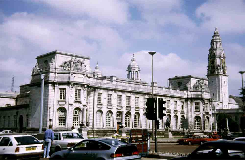 02 - Gales - Cardiff - ayuntamiento